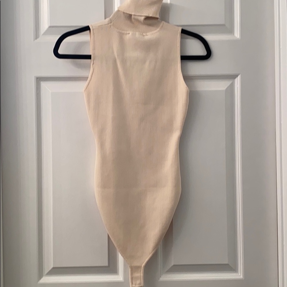 Never worn - Picture 3 of 3